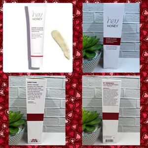 hey Honey Come Clean Propolis & Mineral Facial Scrub Exfoliator Clean Skincare